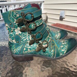 Vintage Green Boots